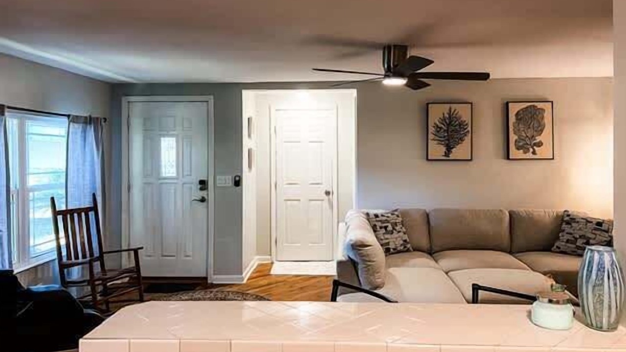 Photo of Livingroom in Apalachicola