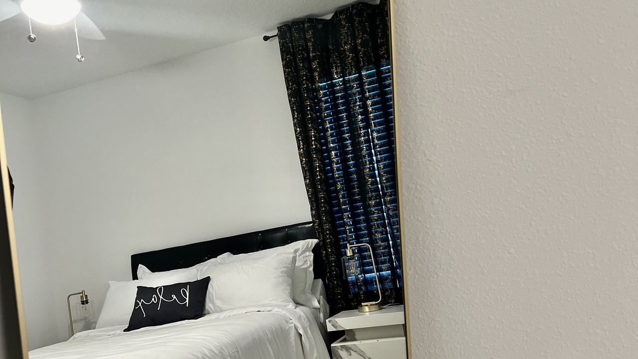 Photo of Bedroom in Newberry