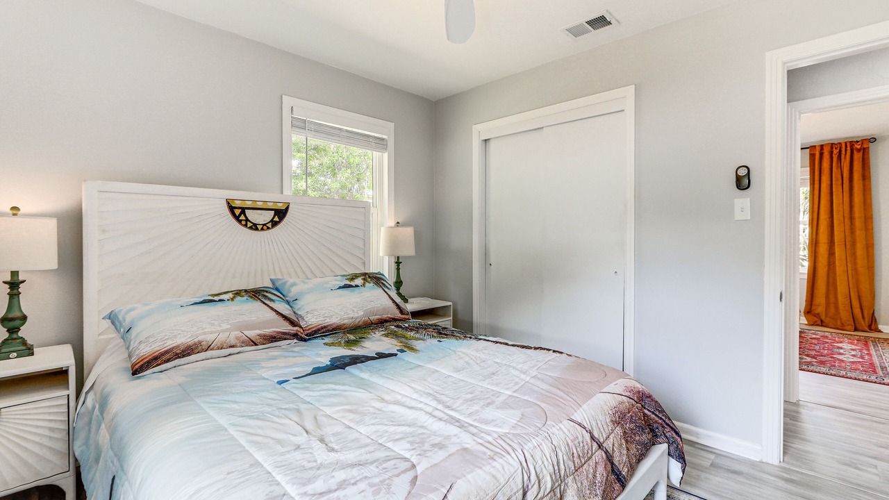 Photo of Bedroom in Downtown