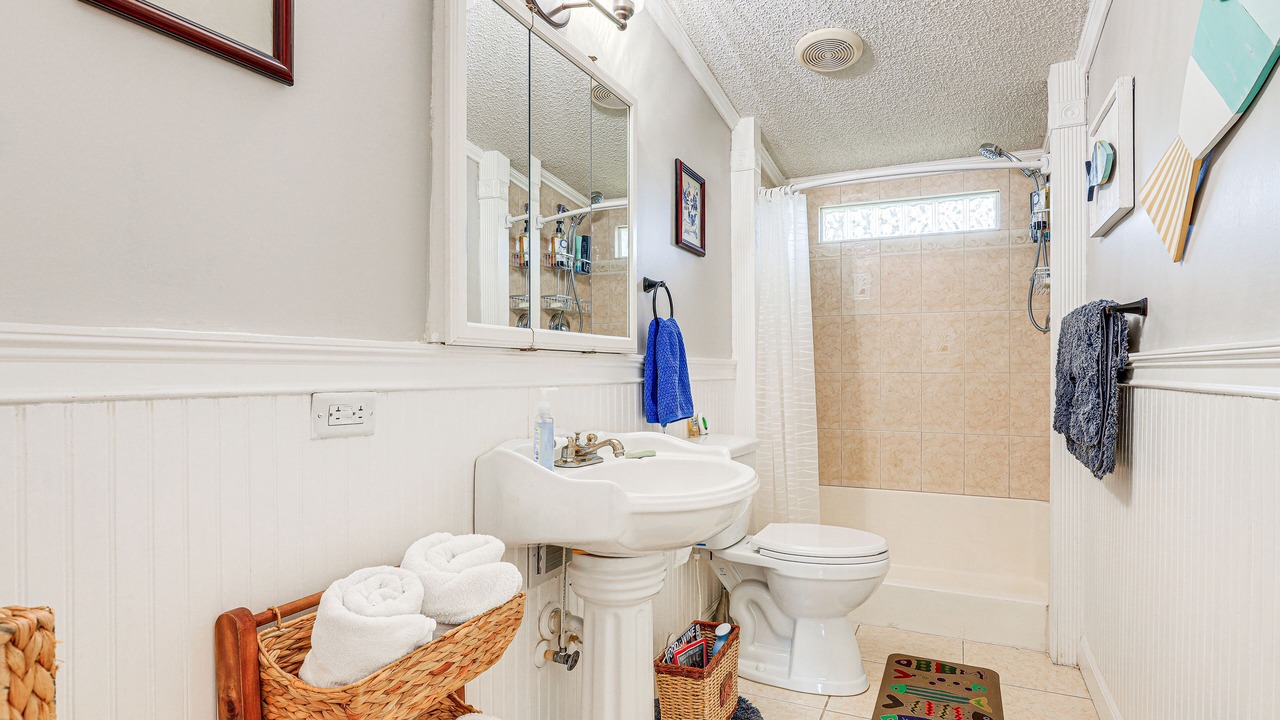 Photo of Bathroom in Highland