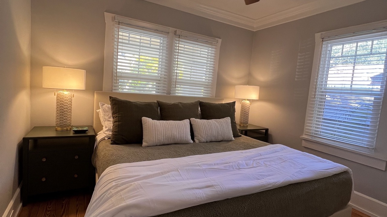 Photo of Bedroom in Crescent Lake