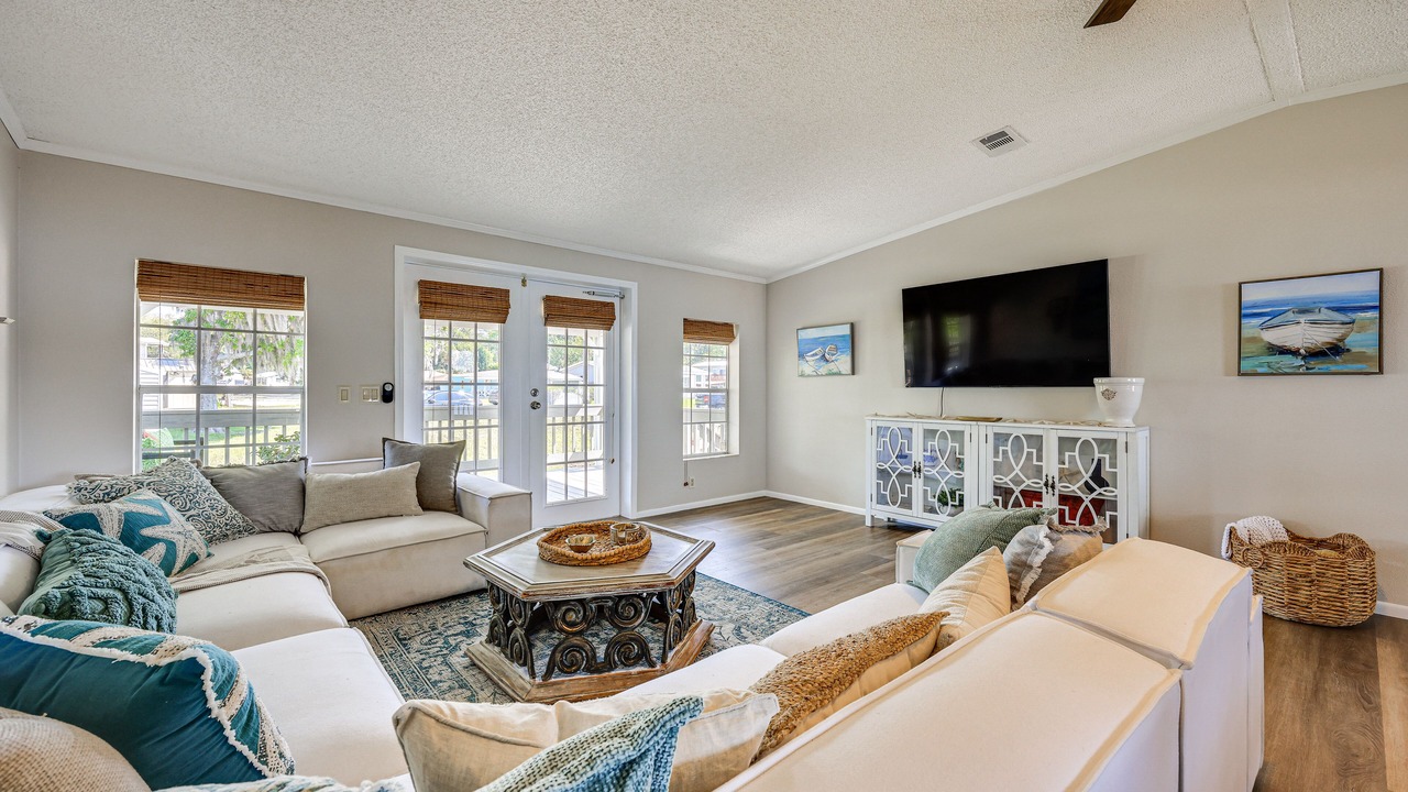 Photo of Bedroom in Doctors Inlet