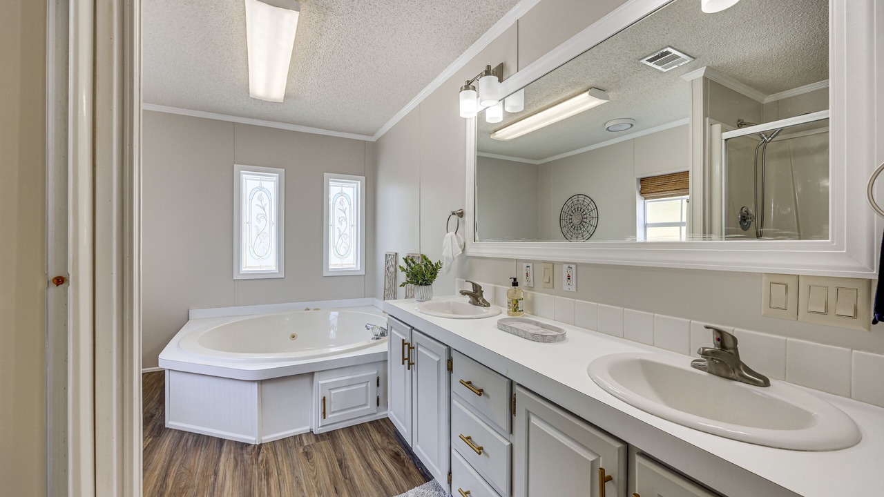 Photo of Bathroom in Doctors Inlet