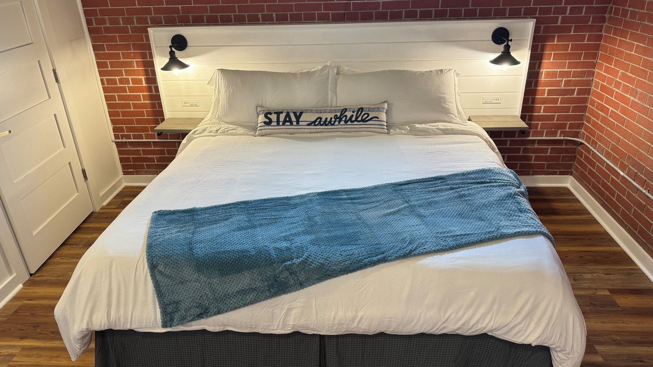 Photo of Bedroom in Apalachicola