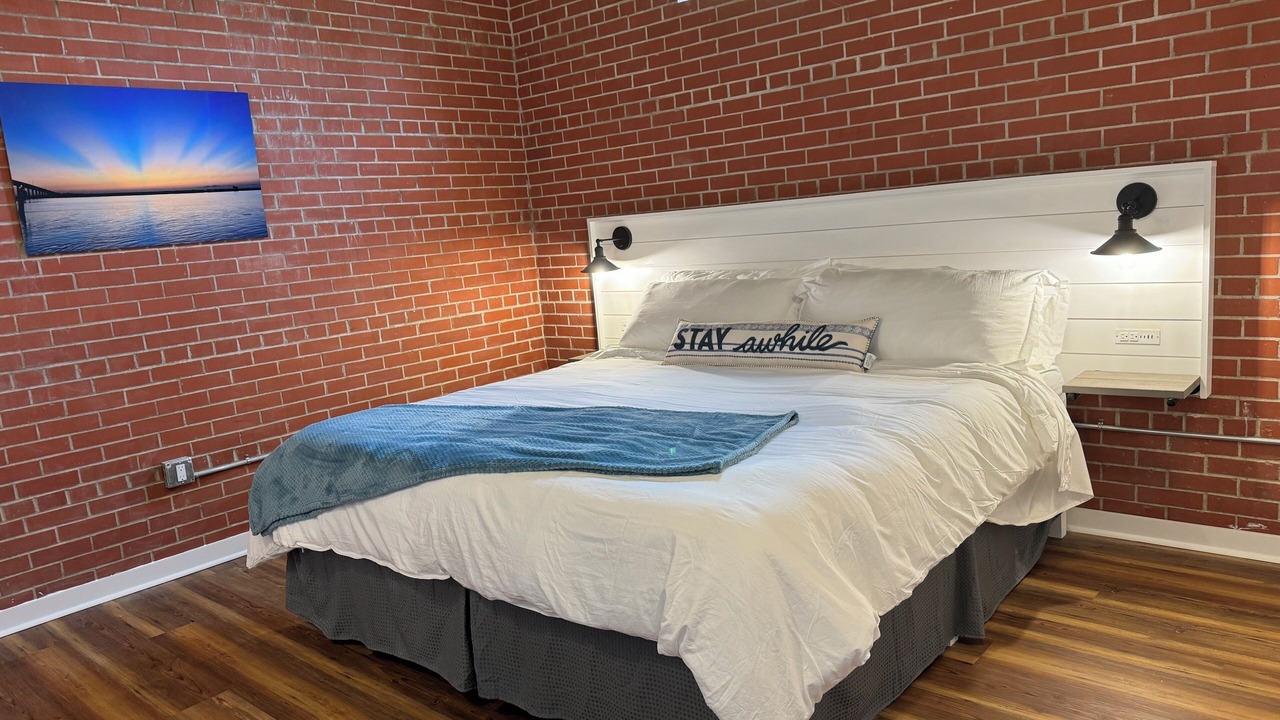 Photo of Bedroom in Apalachicola
