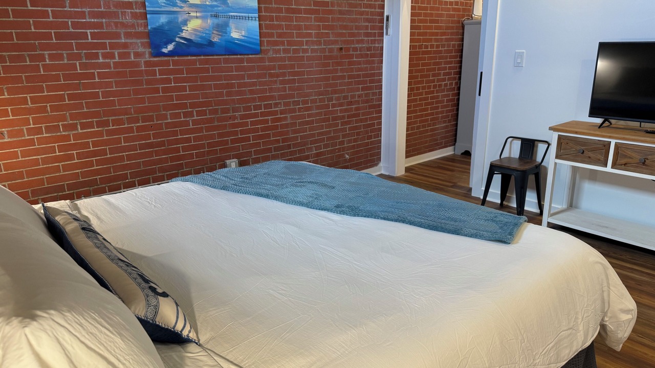 Photo of Bedroom in Apalachicola