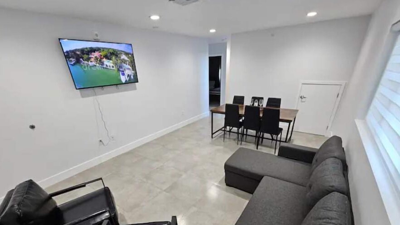 Photo of Livingroom in Miami Springs