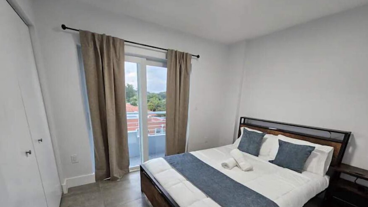 Photo of Bedroom in Miami Springs