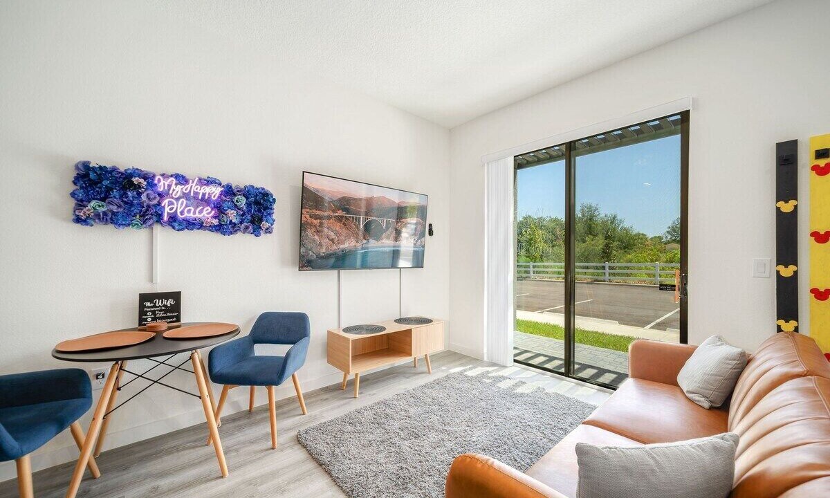 Photo of Livingroom in Lindfields