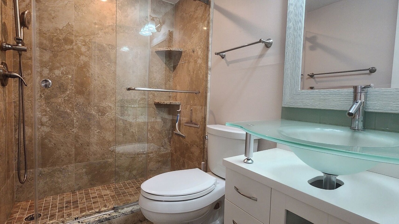 Photo of Bathroom in Casa del Mar