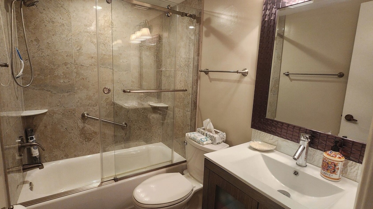 Photo of Bathroom in Casa del Mar
