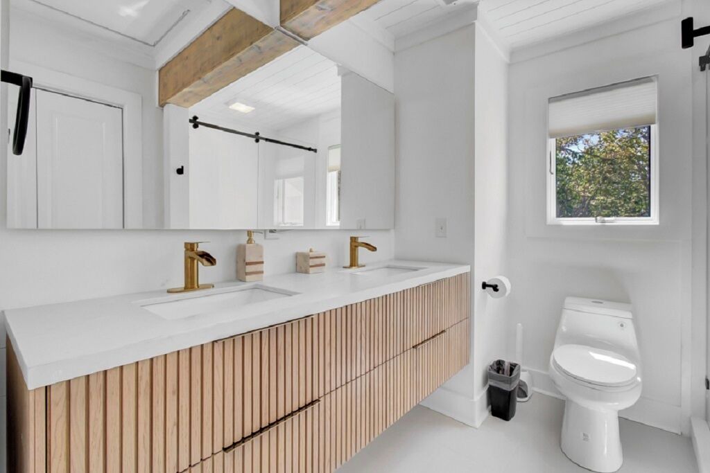 Photo of Bathroom in Twin Oaks