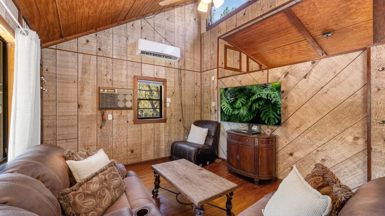Photo of Bedroom in Cedar Key