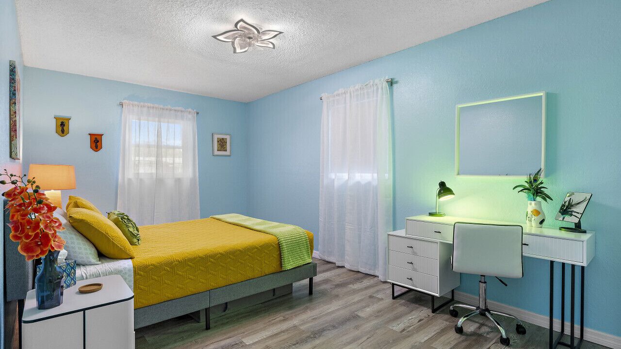 Photo of Bedroom in Pinellas Park
