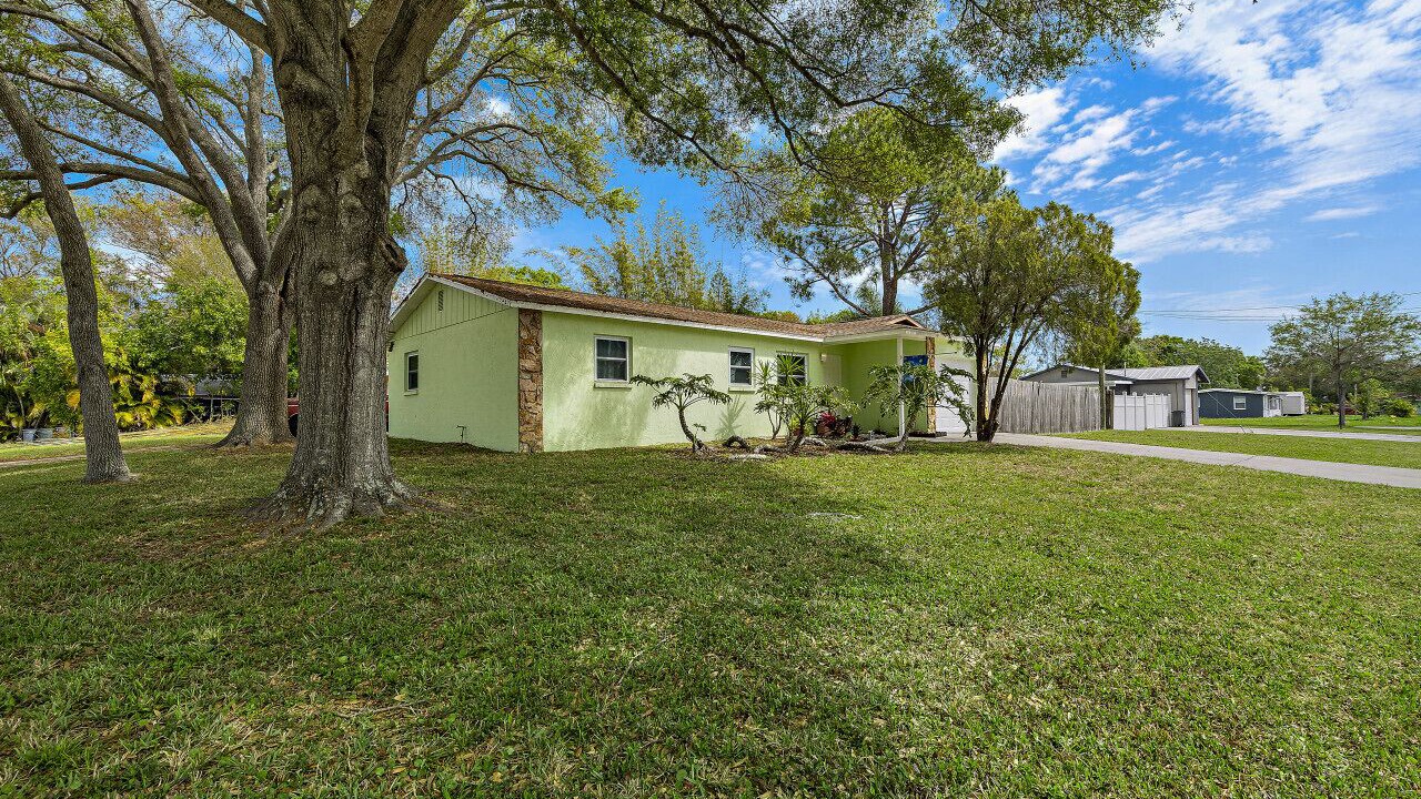 Photo of Outdoor in Pinellas Park