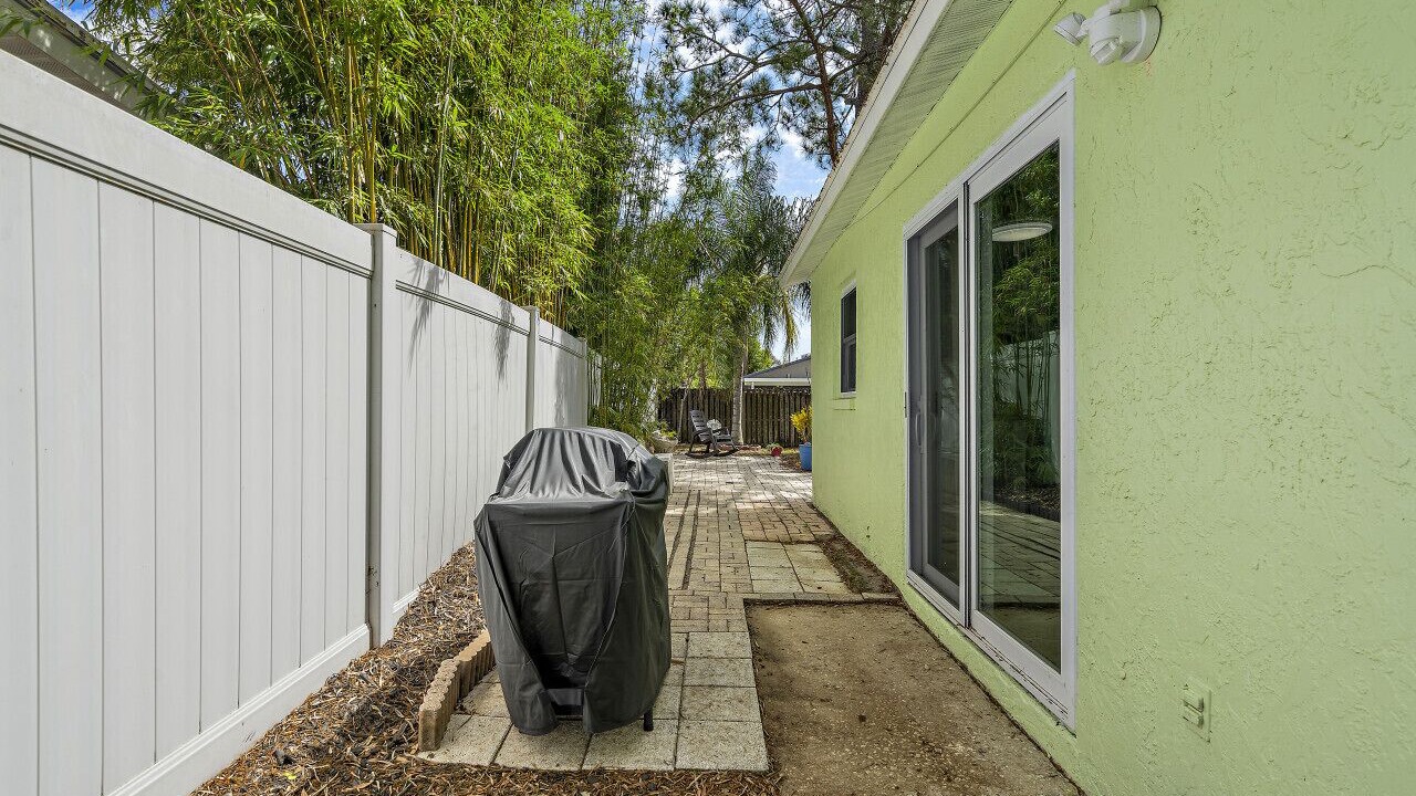 Photo of Patio Balcony in Pinellas Park