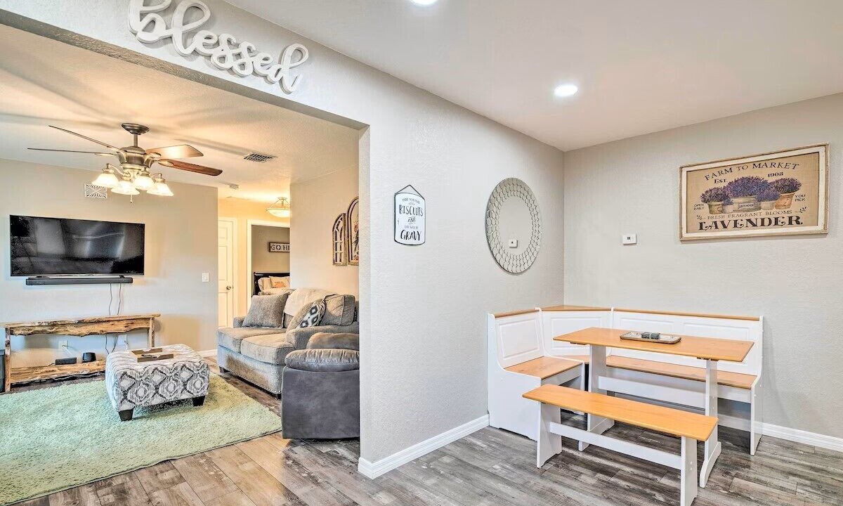Photo of Livingroom in Summerfield