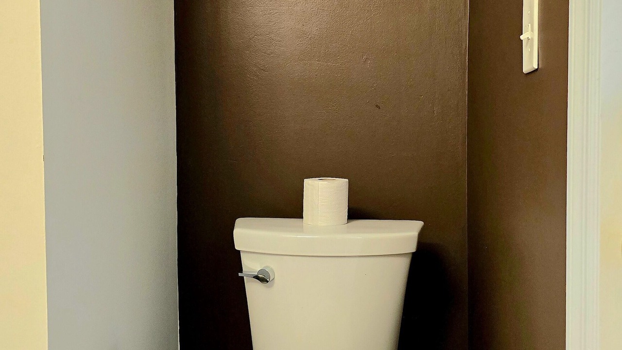 Photo of Bathroom in Equestrian Walk