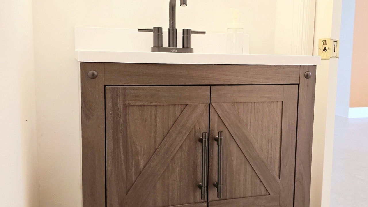 Photo of Bathroom in Equestrian Walk