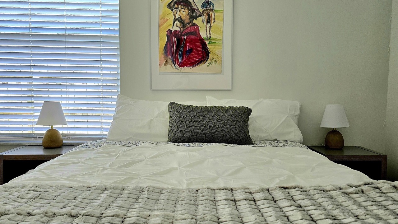 Photo of Bedroom in Equestrian Walk