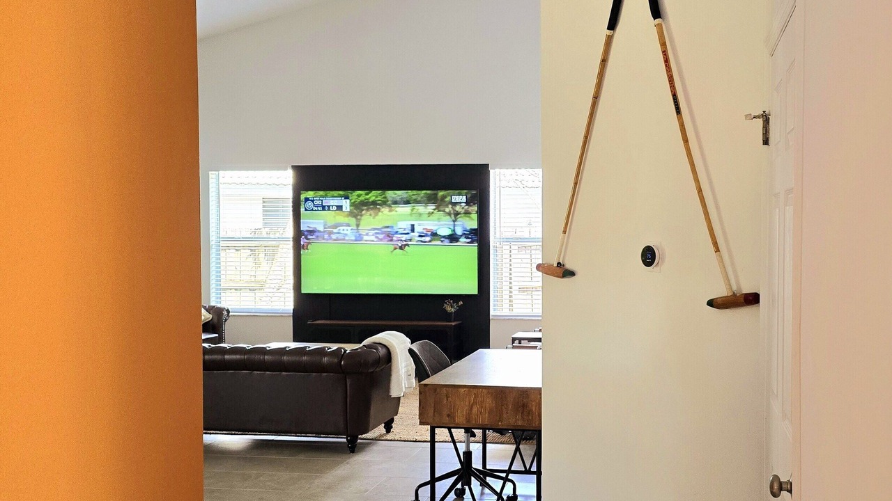 Photo of Bedroom in Equestrian Walk