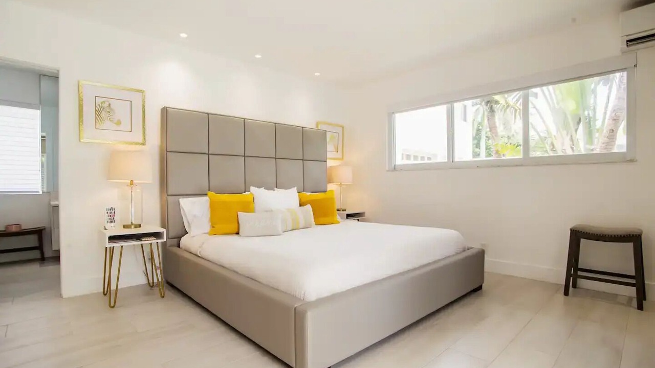 Photo of Bedroom in Harbor Beach