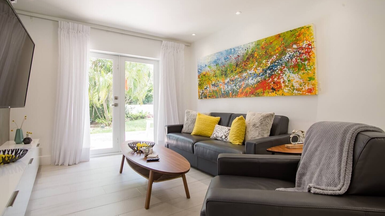 Photo of Livingroom in Harbor Beach