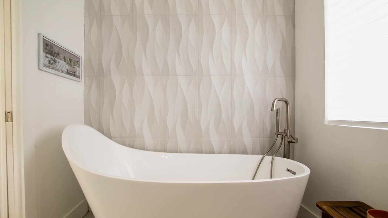 Photo of Bathroom in Harbor Beach