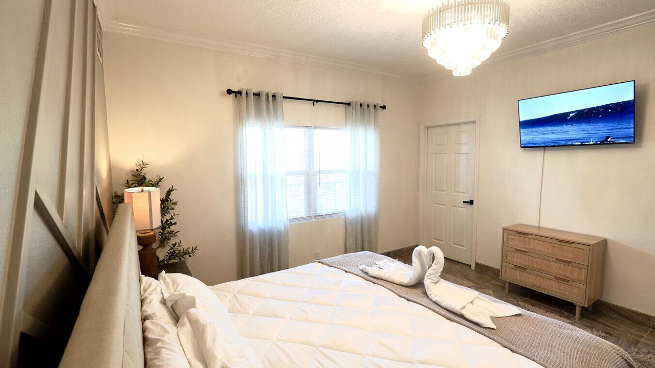 Photo of Bedroom in Crescent Beach