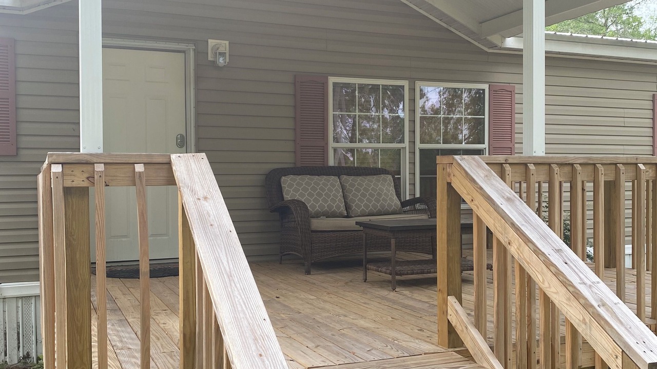 Photo of Patio Balcony in Fort White
