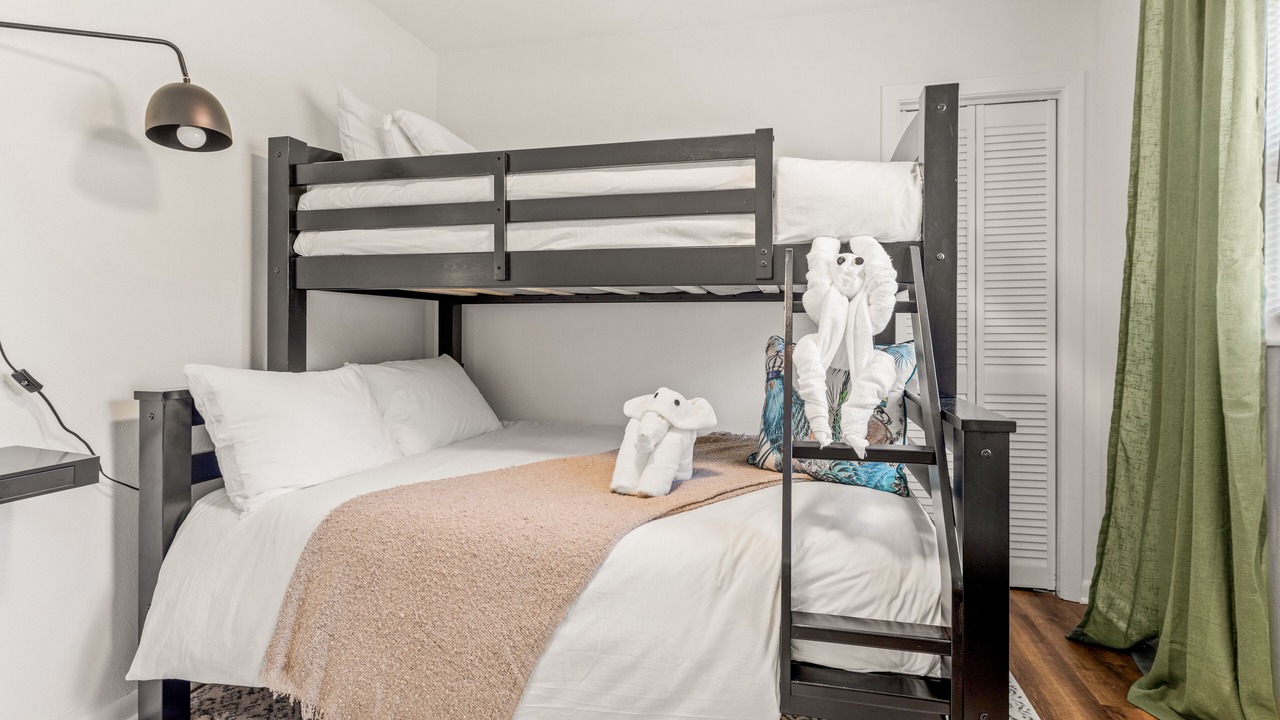 Photo of Bedroom in Tallahassee