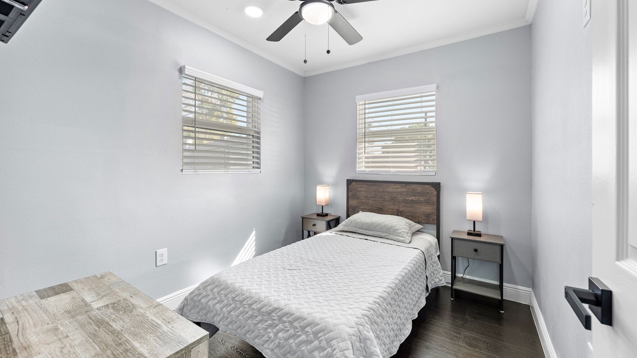 Photo of Bedroom in Bearss Plaza