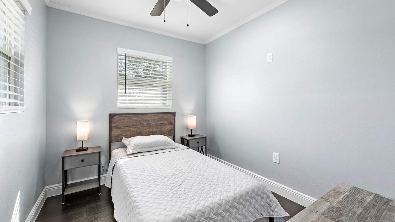 Photo of Bedroom in Bearss Plaza
