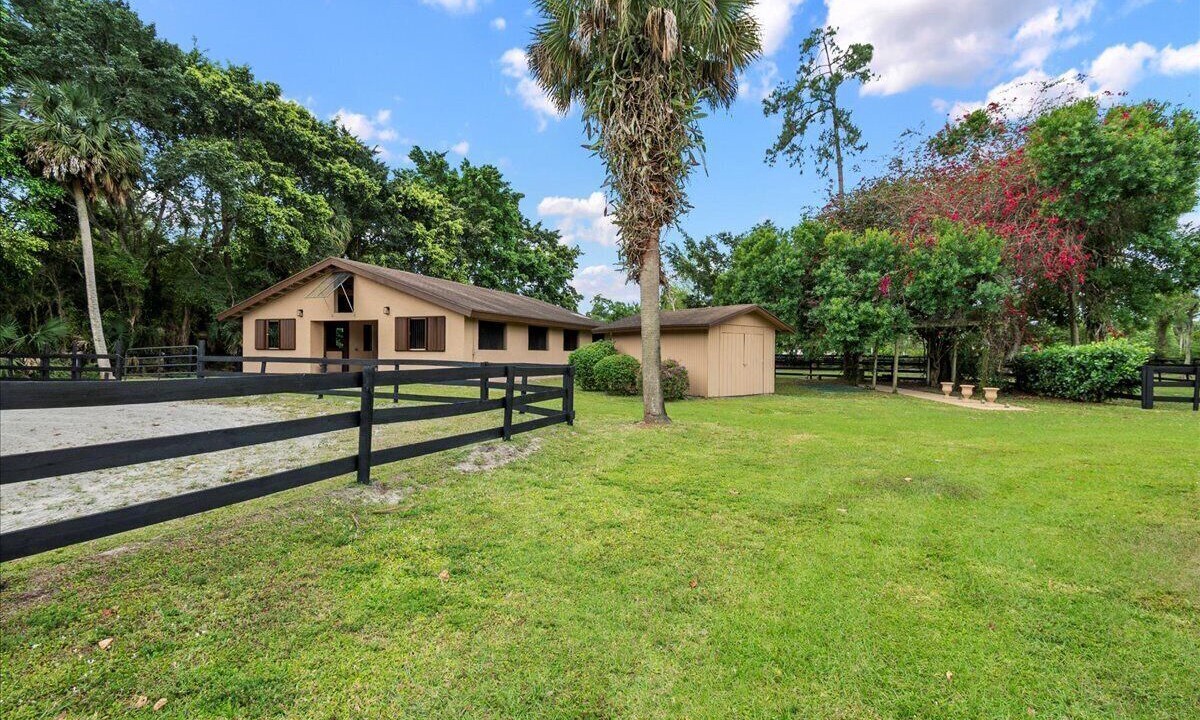 Photo of Outdoor in Loxahatchee Groves