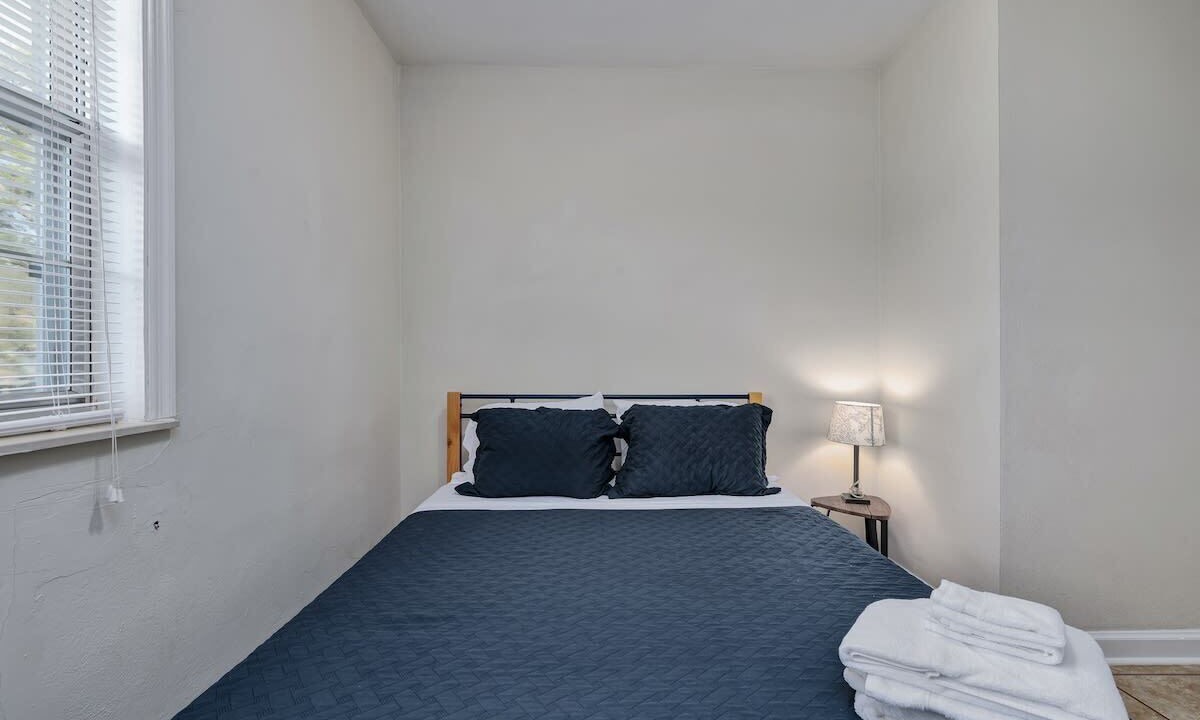 Photo of Bedroom in Anniston