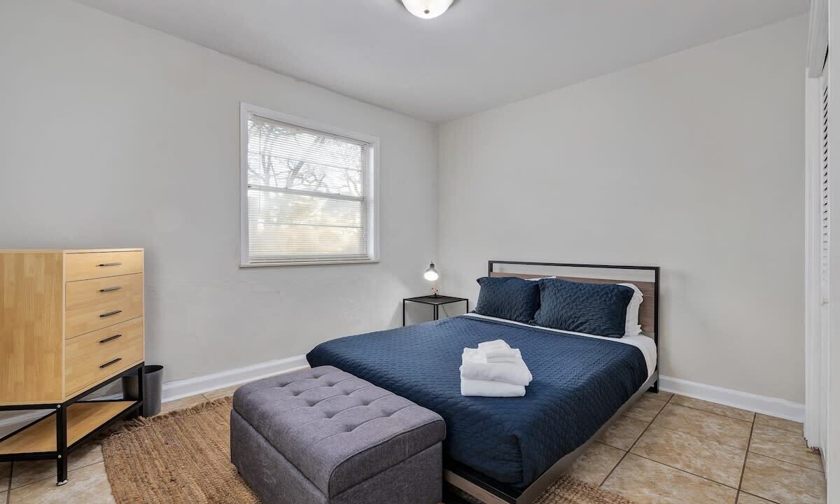 Photo of Bedroom in Anniston
