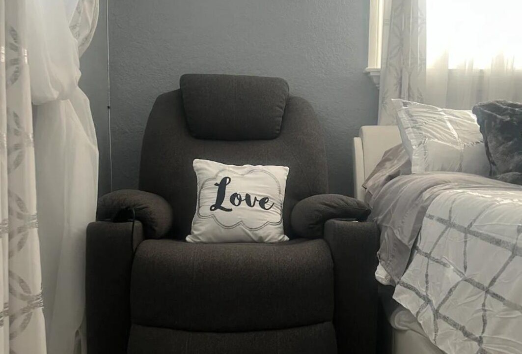 Photo of Bedroom in Olympia Heights