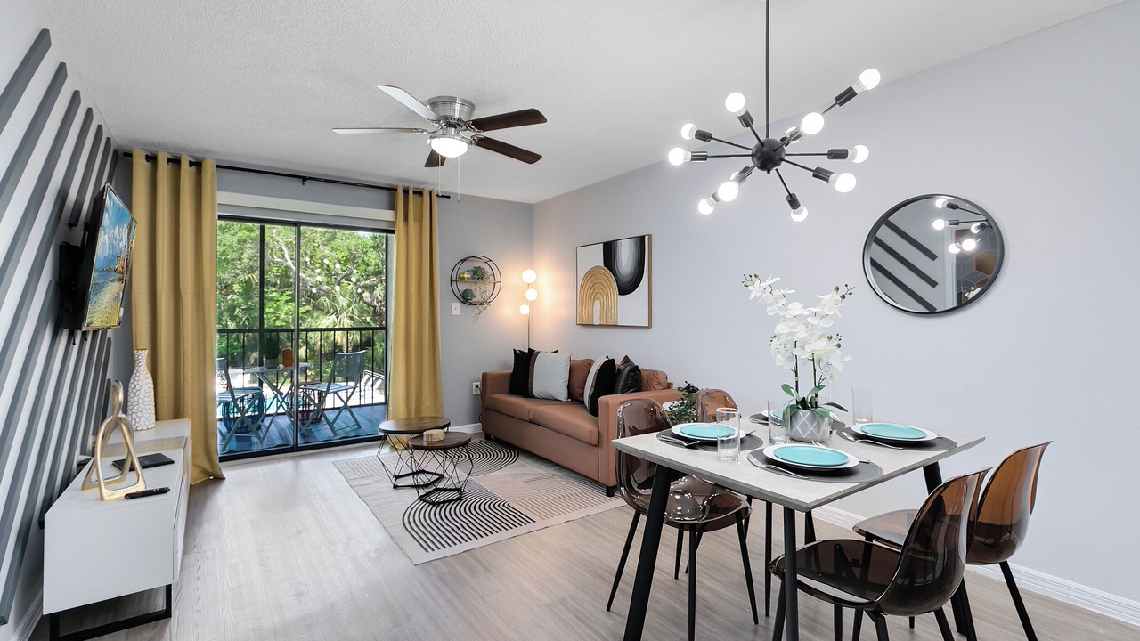 Photo of Livingroom in Titusville