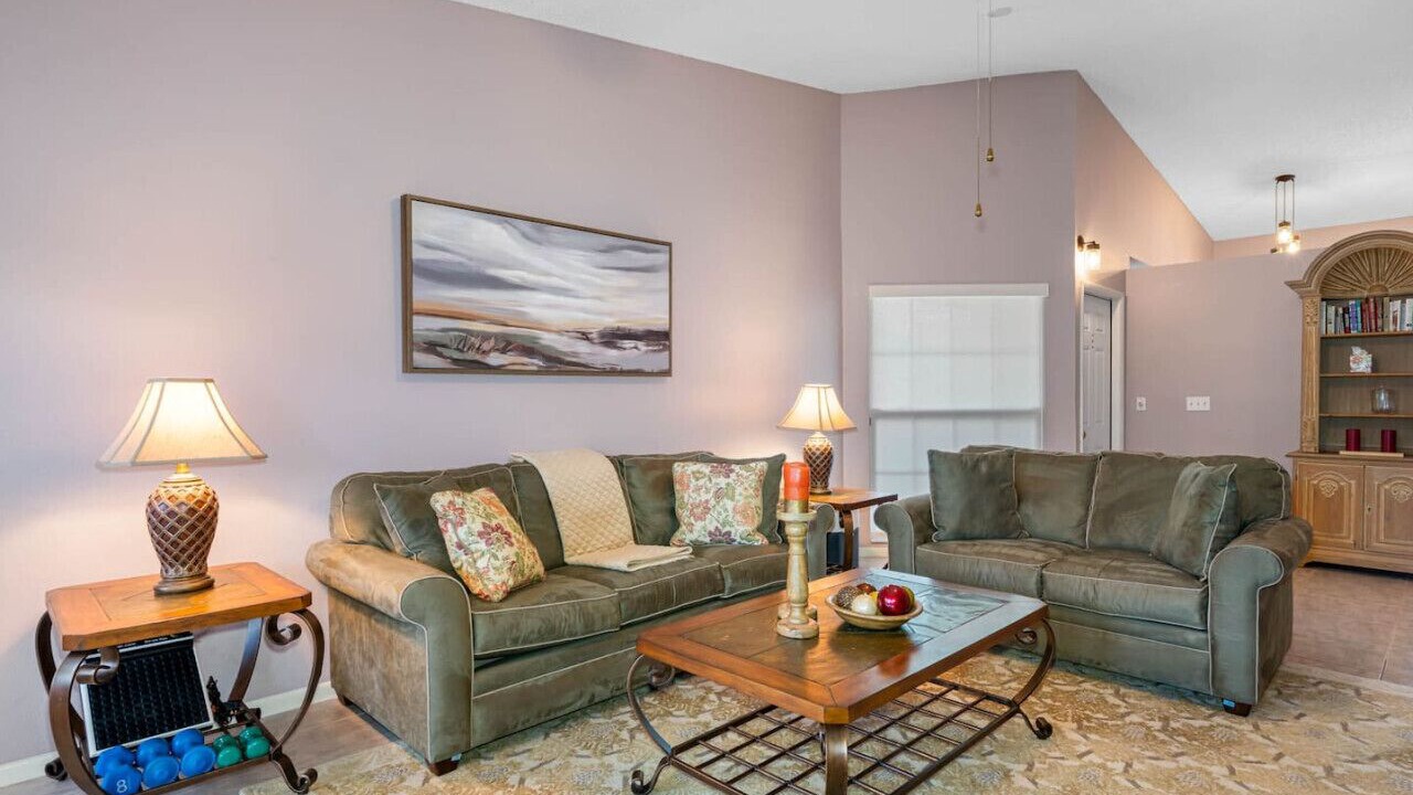 Photo of Livingroom in Greater Northdale
