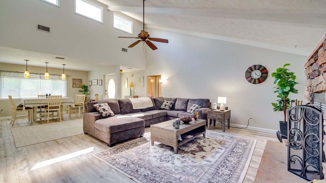 Photo of Bedroom in Candler