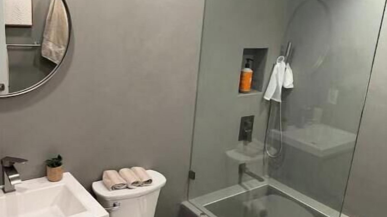 Photo of Bathroom in Pelican Bay