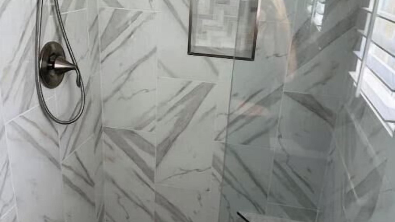 Photo of Bathroom in Pelican Bay