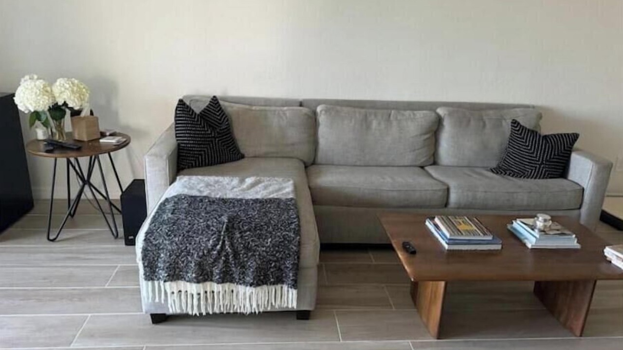 Photo of Livingroom in Pelican Bay