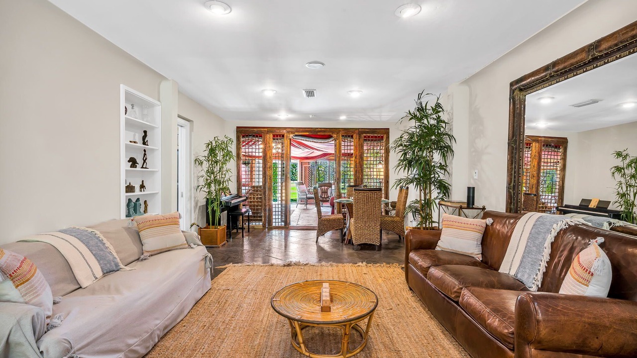 Photo of Bedroom in Parrot Cove