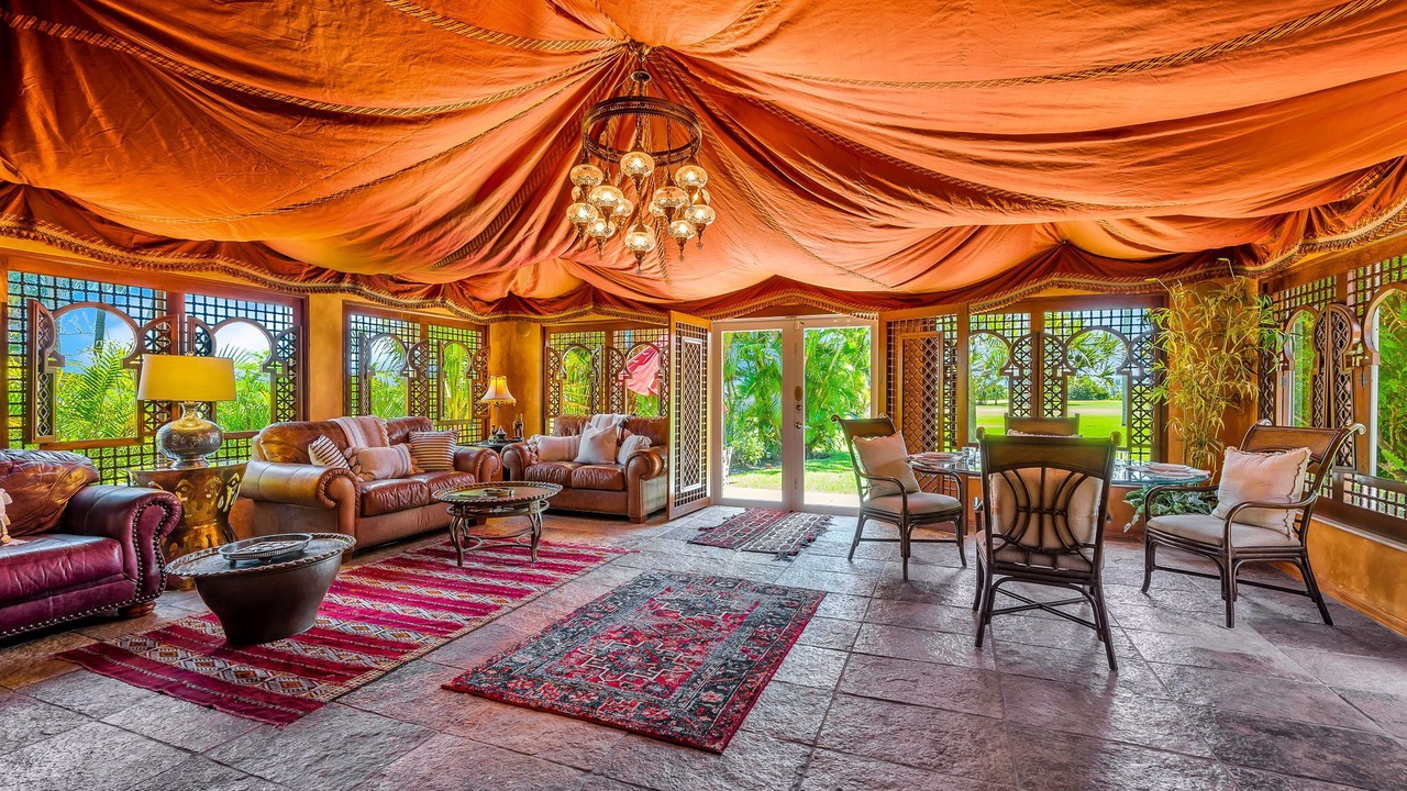 Photo of Bedroom in Parrot Cove