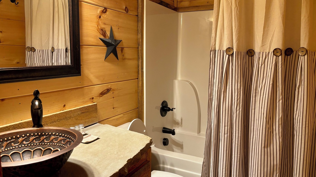 Photo of Bathroom in Murphy