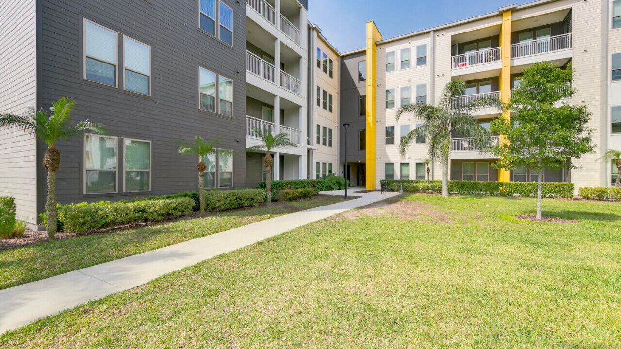 Photo of Outdoor in Deerwood