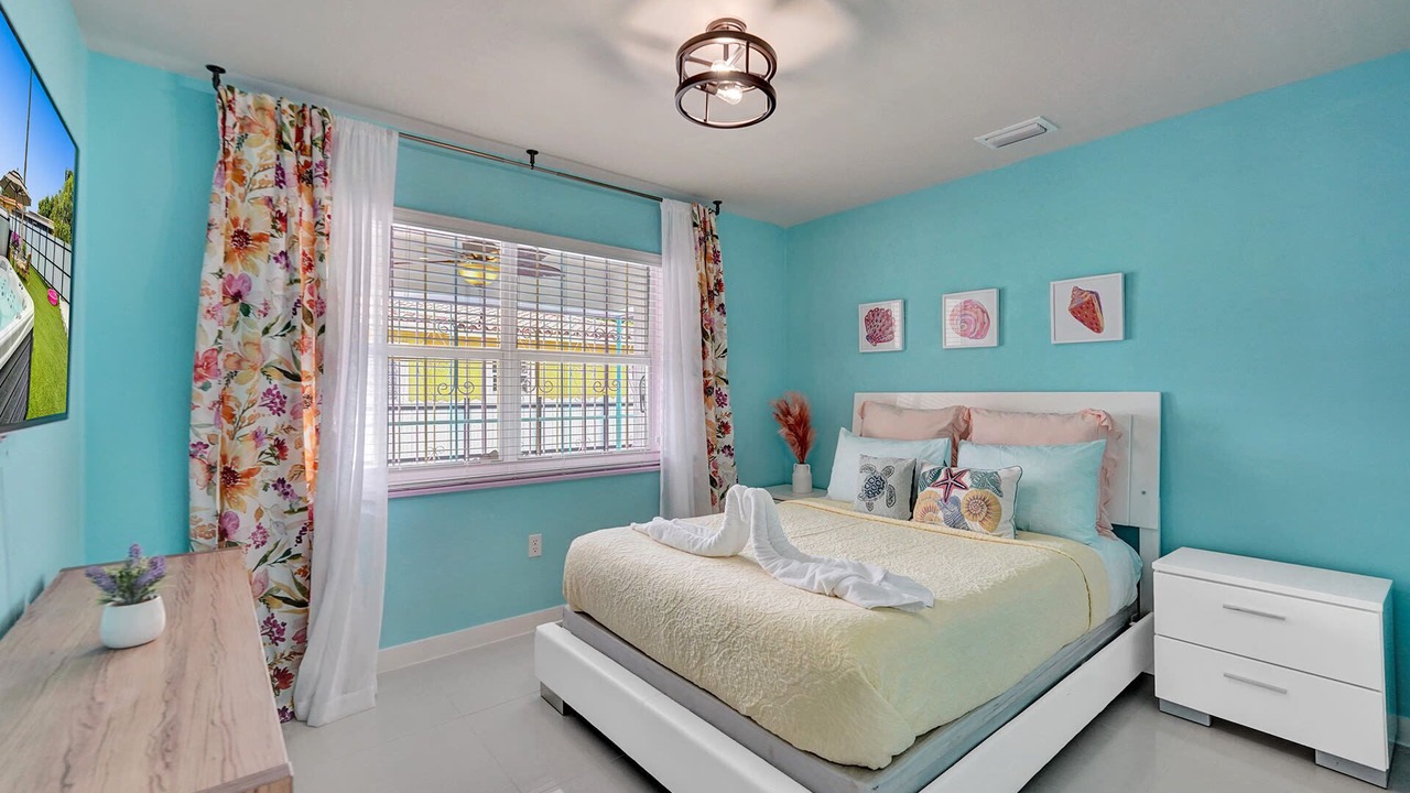 Photo of Bedroom in West Little River