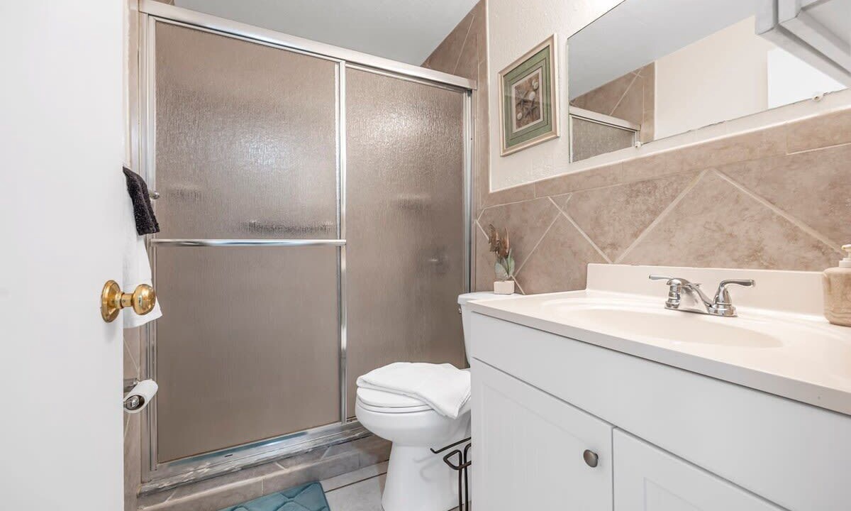 Photo of Bathroom in Cocoa Beach