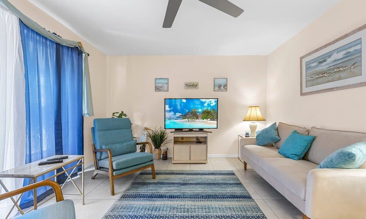 Photo of Livingroom in Cocoa Beach